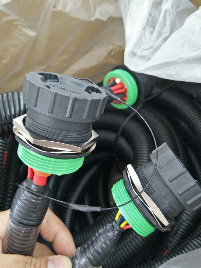 Fabricante de chicote de fios elétricos de fornecimento automotivo OEM Fio conector Hraness para máquinas agrícolas